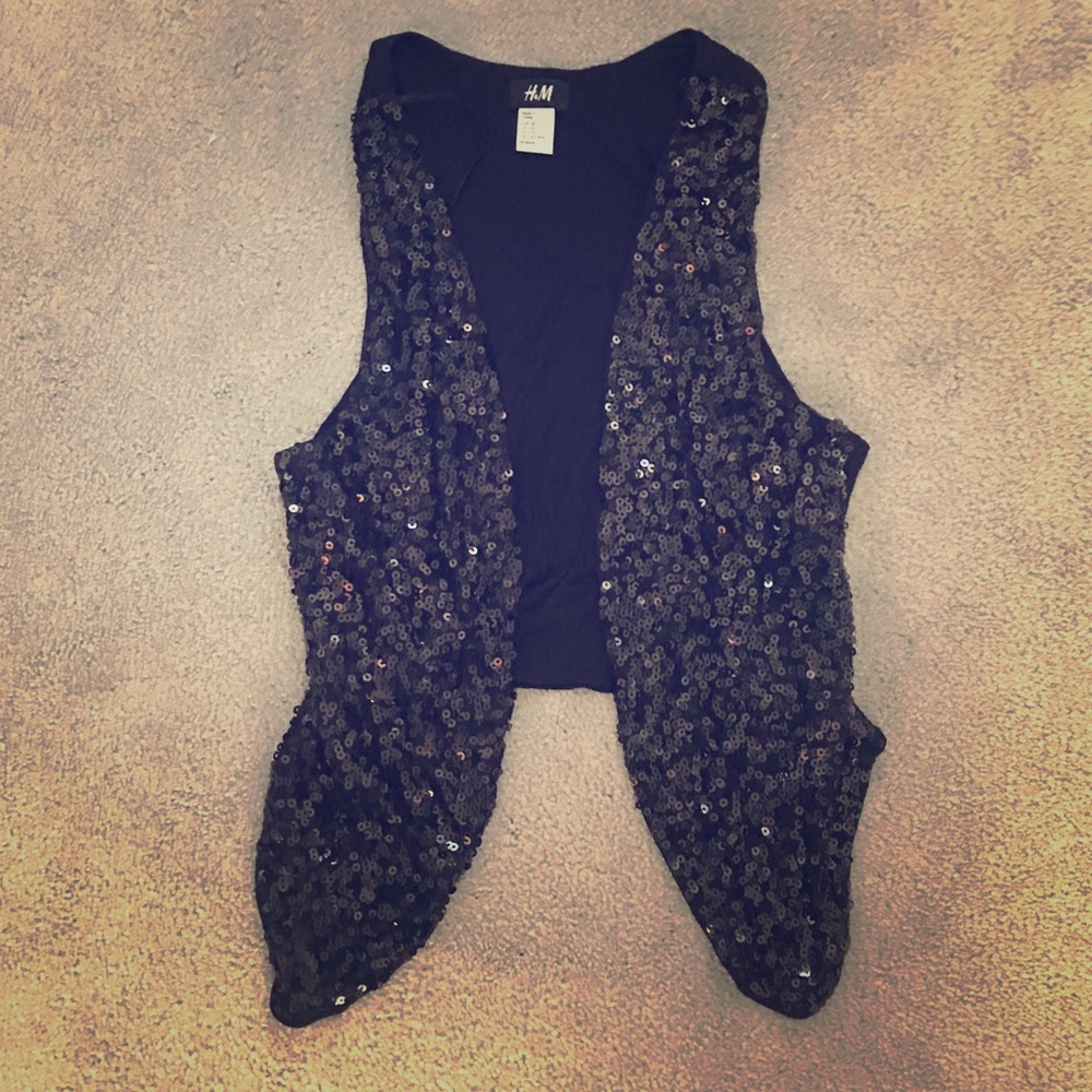 NWOT Black sequined vest